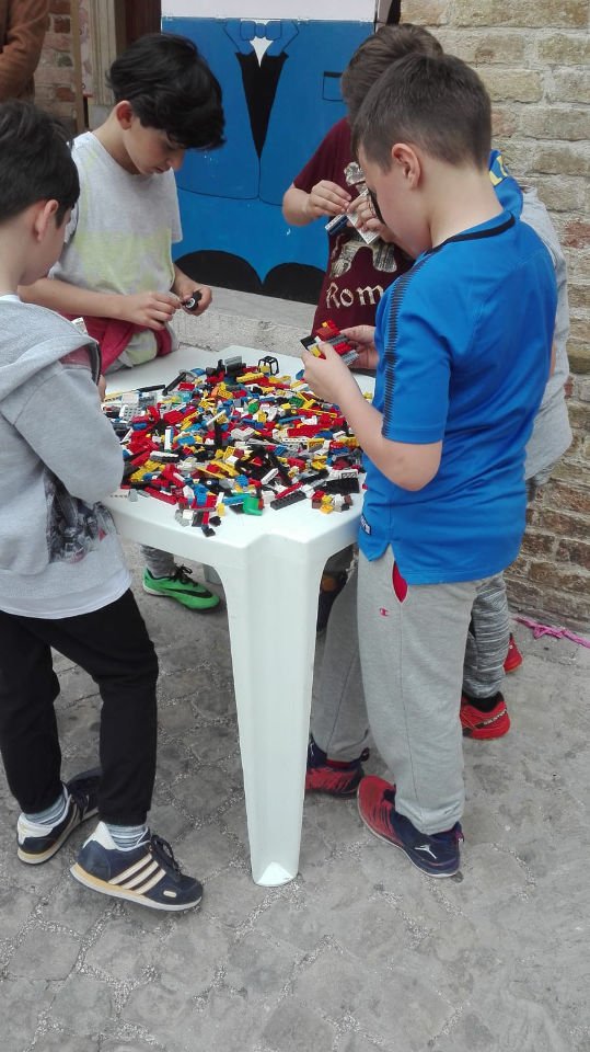 ainmazione-bambini-laboratorio-lego004.jpg